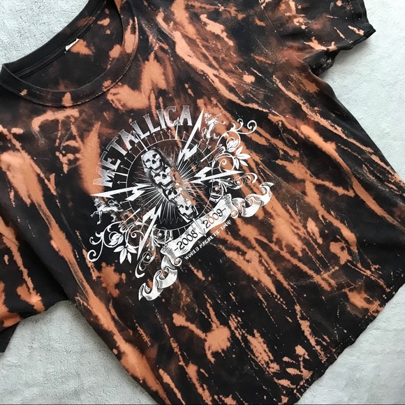 Vintage Tops - VTG Metallica Bleached Graphic Magnetic Tour Shirt